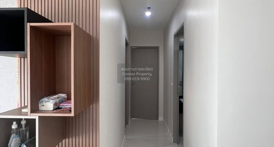 For rent 2 bedrooms condo in Phra Khanong, Bangkok