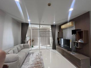 For rent 2 bedrooms condo in Phra Khanong, Bangkok