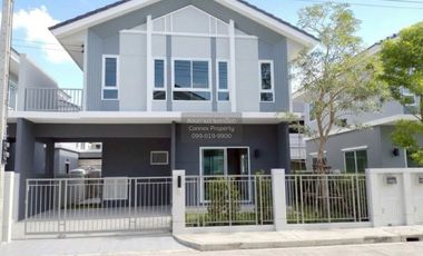Casa en alquiler de 3 habitaciones en Mueang Nonthaburi, Nonthaburi