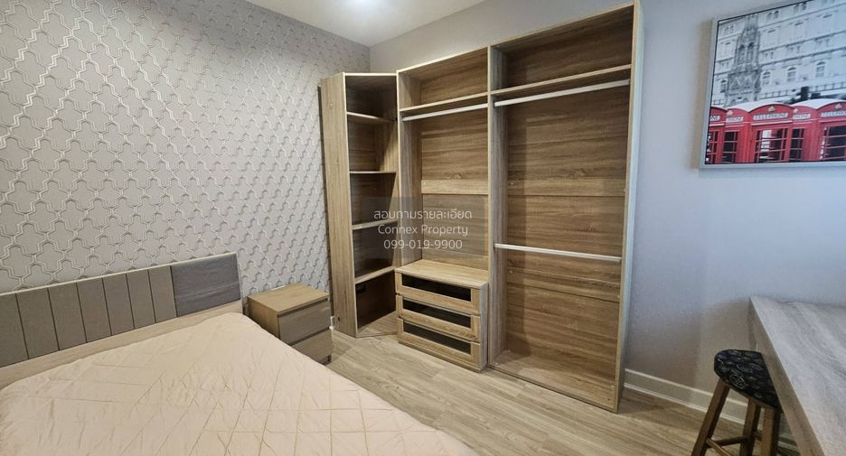 For rent 2 bedrooms condo in Yan Nawa, Bangkok