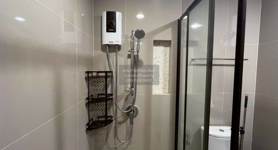 Wohnung zur Miete mit 1 Zimmer in Huai Khwang, Bangkok