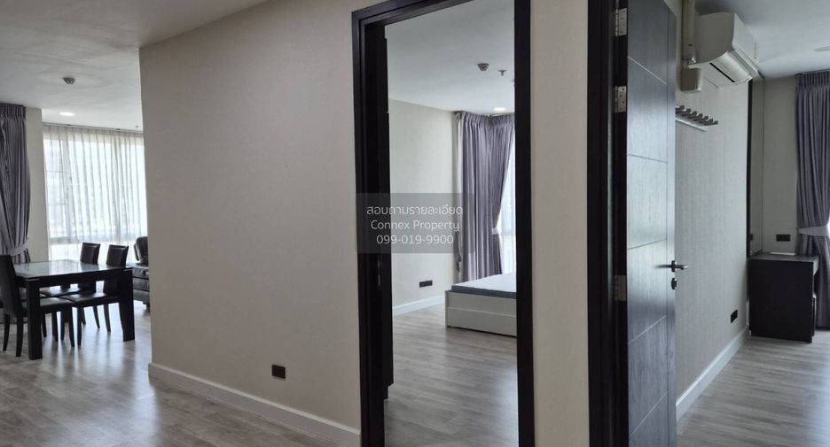 For rent 2 bedrooms condo in Watthana, Bangkok