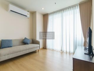 For rent 2 bedrooms condo in Yan Nawa, Bangkok