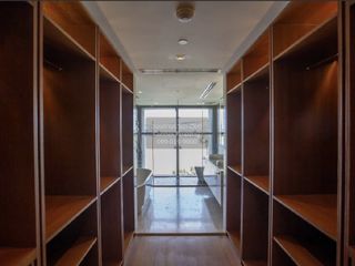 For rent 3 bedrooms condo in Yan Nawa, Bangkok