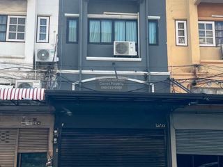 For rent 4 bedrooms townhouse in Mueang Samut Prakan, Samut Prakan