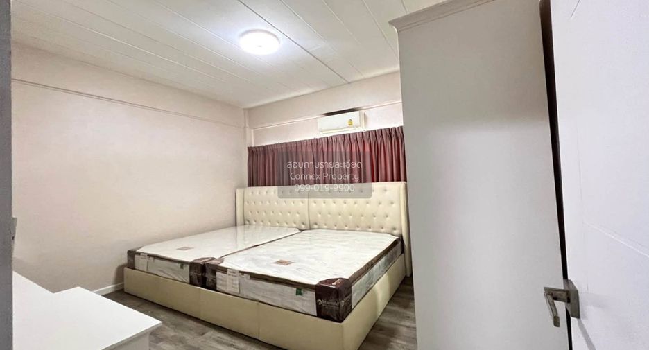 À louer 4 chambres maison de ville à Mueang Samut Prakan, Samut Prakan