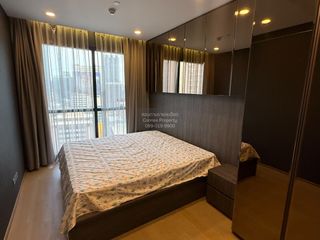 For rent 2 bedrooms condo in Bang Rak, Bangkok