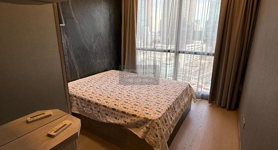 For rent 2 bedrooms condo in Bang Rak, Bangkok