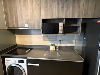 For rent 2 bedrooms condo in Bang Rak, Bangkok
