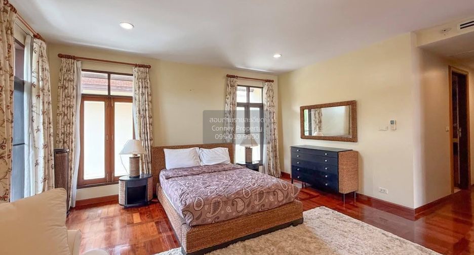 For rent 5 bedrooms villa in Na Jomtien, Pattaya