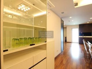For rent 2 bedrooms condo in Khlong San, Bangkok