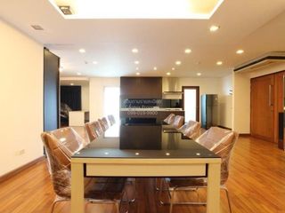 For rent 2 bedrooms condo in Khlong San, Bangkok
