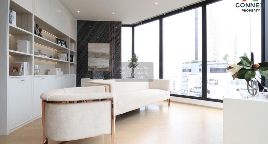 For rent 2 bedrooms condo in Huai Khwang, Bangkok