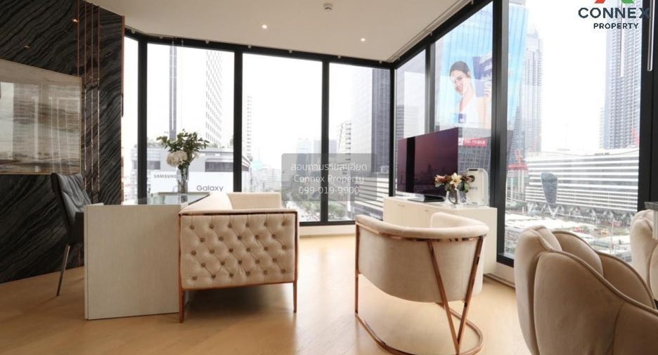 For rent 2 bedrooms condo in Huai Khwang, Bangkok