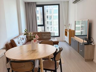 For rent 2 bedrooms condo in Phaya Thai, Bangkok