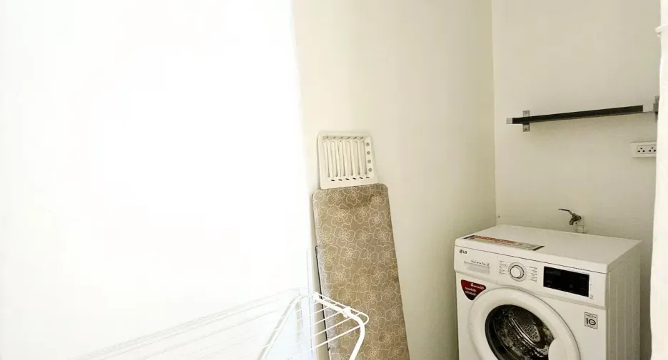 For rent 3 bedrooms townhouse in Phra Khanong, Bangkok