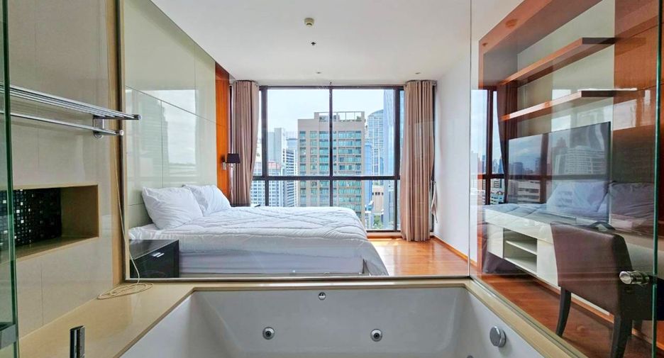 For rent 2 bedrooms condo in Khlong Toei, Bangkok