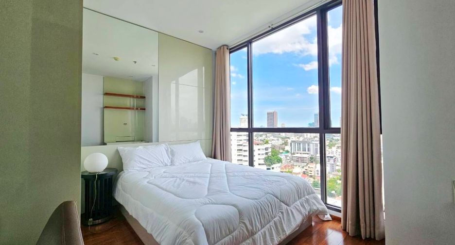 For rent 2 bedrooms condo in Khlong Toei, Bangkok