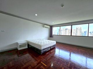 ให้เช่า 4 ห้องนอน คอนโด ใน วัฒนา, กรุงเทพฯ