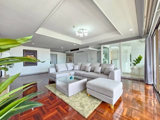 ให้เช่า 4 ห้องนอน คอนโด ใน วัฒนา, กรุงเทพฯ