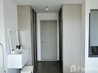 À louer 1 chambre condo à Phra Khanong, Bangkok