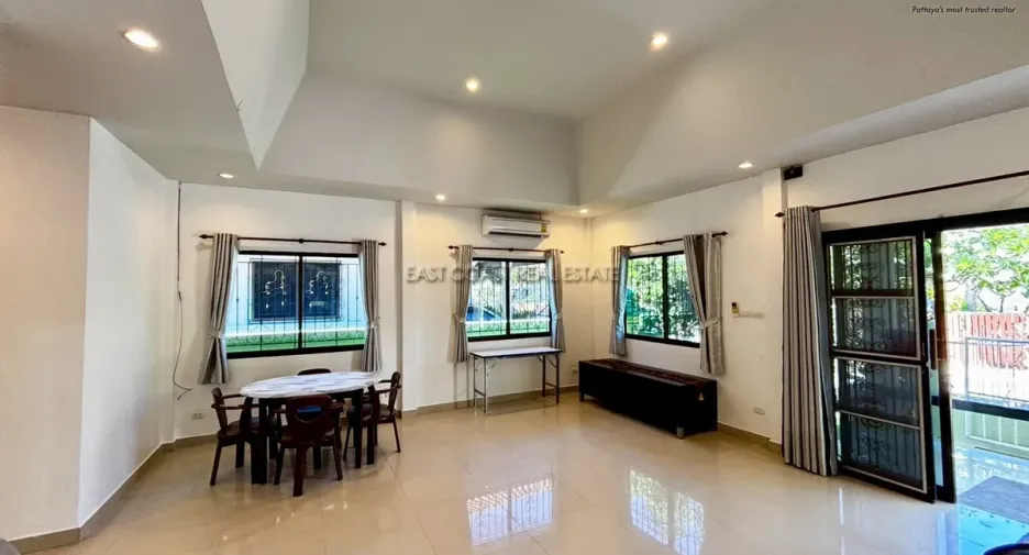 For rent and for sale 2 bedrooms house in Bang Lamung, Chonburi