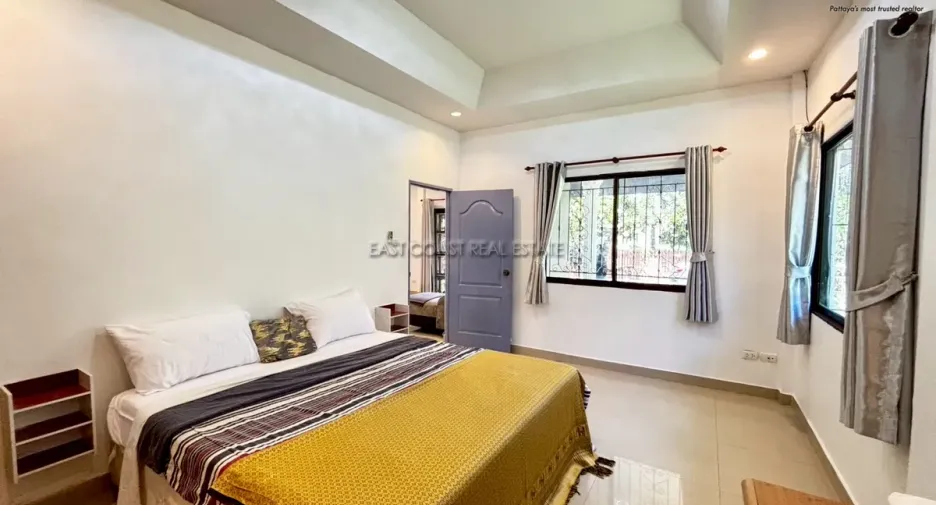 For rent and for sale 2 bedrooms house in Bang Lamung, Chonburi