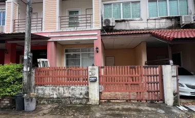 À vendre 3 chambres maison de ville à Mueang Phuket, Phuket