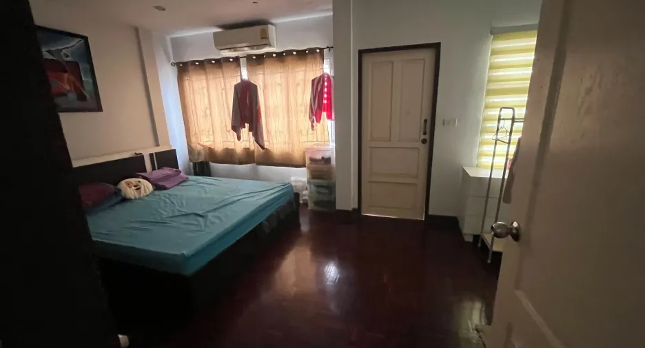 À vendre 3 chambres maison de ville à Mueang Phuket, Phuket