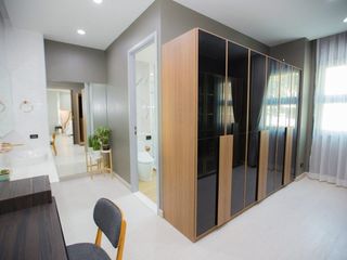 Apartment zur Miete mit 3 Zimmer in Watthana, Bangkok