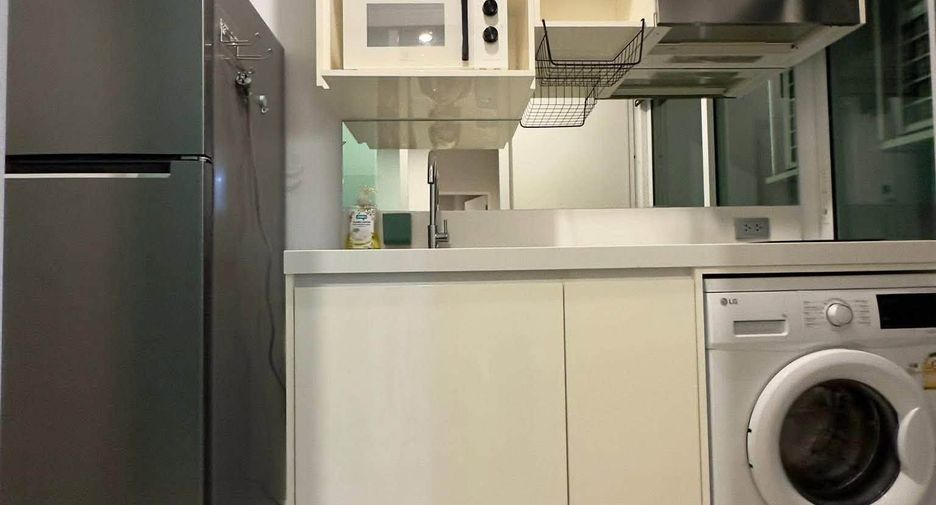 Condo en alquiler de 1 habitaciones en Bang Na, Bangkok