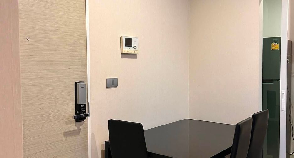 Condo en alquiler de 1 habitaciones en Bang Na, Bangkok