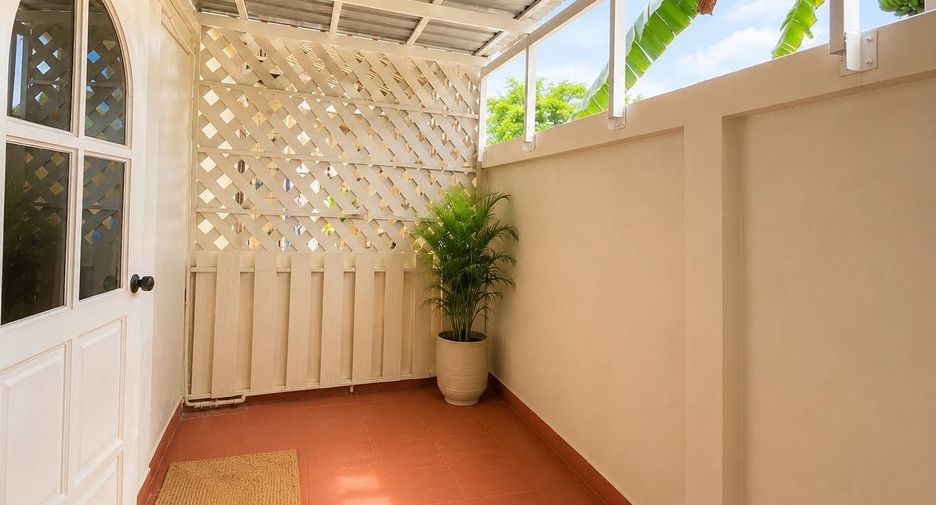 For sale そして for rent 2 ベッドルーム townhouse in Hua Hin, Prachuap Khiri Khan