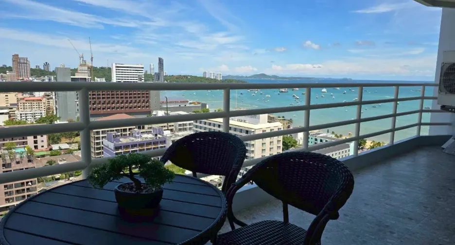 Wohnung zum Kauf mit 1 Zimmer in Bang Lamung, Chonburi