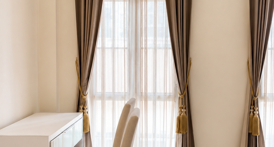 For sale 4 bedrooms townhouse in Watthana, Bangkok