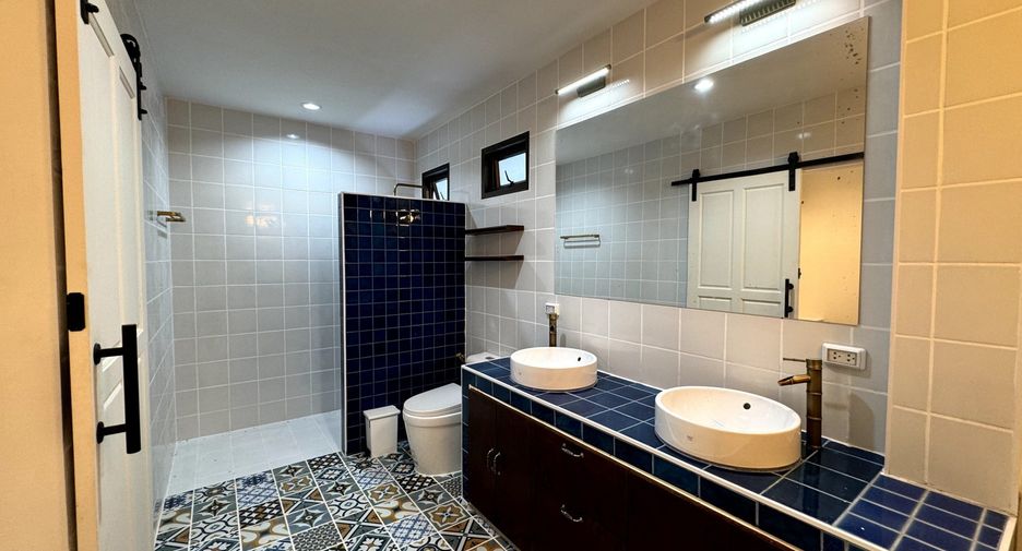 For sale 4 ベッドルーム villa in Thalang, Phuket