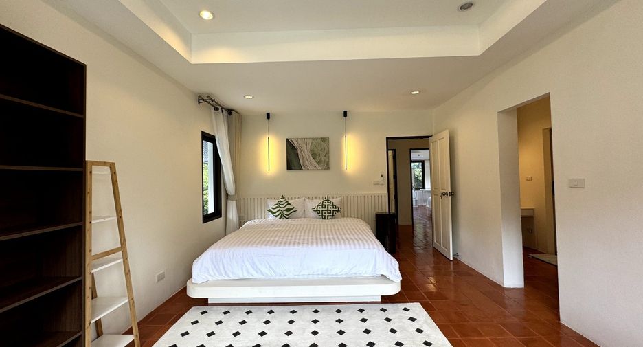 For sale 4 bedrooms villa in Thalang, Phuket