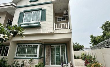 For sale 3 bedrooms townhouse in Huay Yai, Pattaya