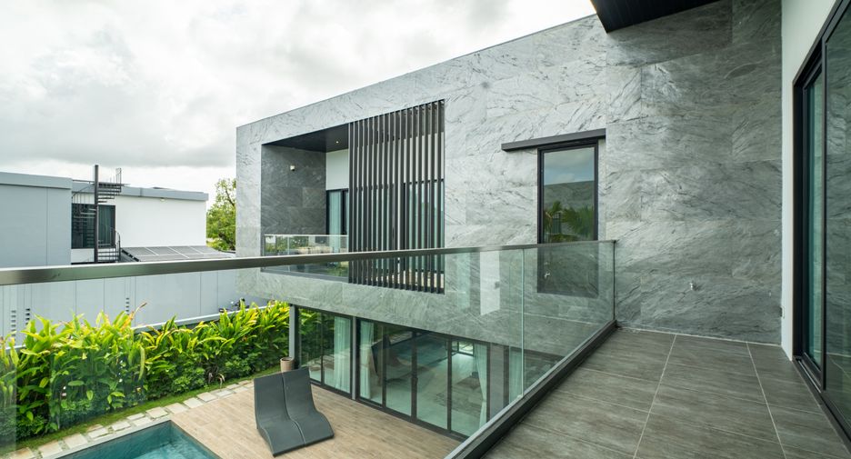For sale 4 ベッドルーム house in Bang Lamung, Chonburi