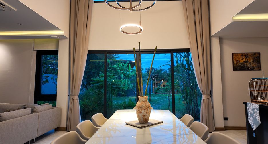 For sale 4 ベッドルーム house in Bang Lamung, Chonburi