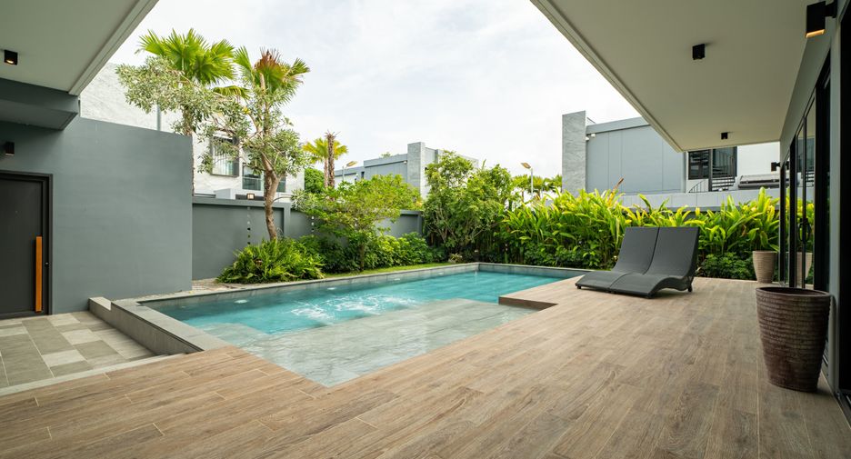 For sale 4 ベッドルーム house in Bang Lamung, Chonburi