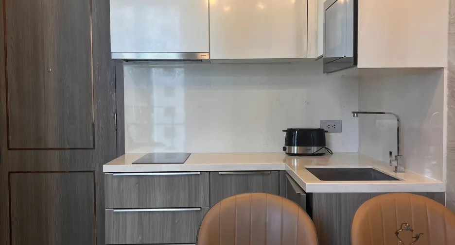 Wohnung zur Miete mit 1 Zimmer in Khlong Toei, Bangkok