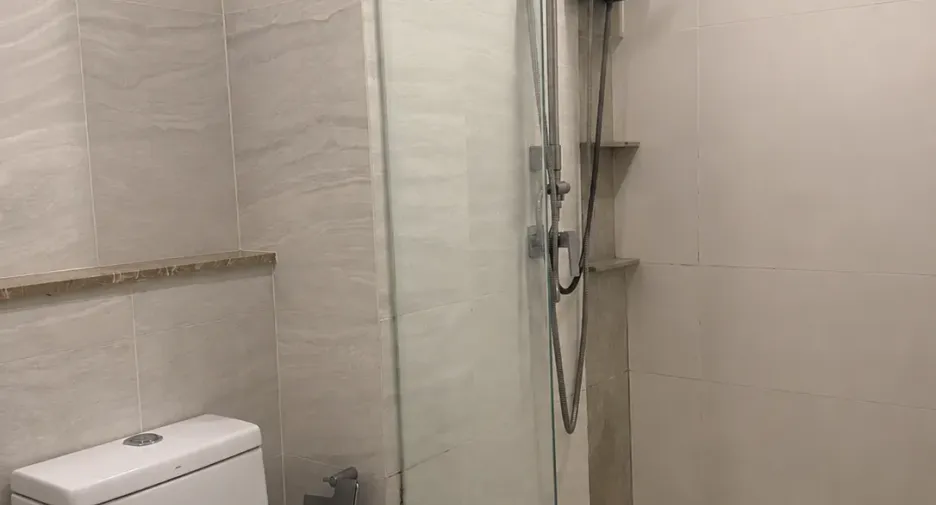 Wohnung zum Kauf mit 1 Zimmer in Khlong Toei, Bangkok