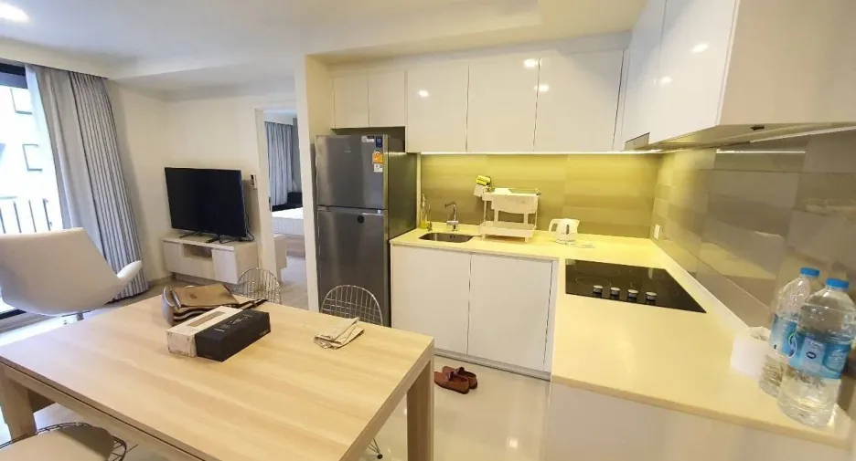 Wohnung zur Miete mit 2 Zimmer in Huai Khwang, Bangkok