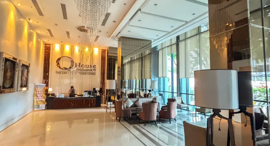 Wohnung zum Kauf und zur Miete mit 2 Zimmer in Phra Khanong, Bangkok
