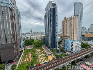 À vendre et à louer 2 chambres condo à Phra Khanong, Bangkok