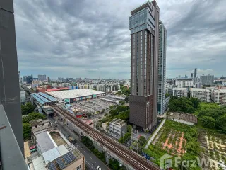À vendre et à louer 2 chambres condo à Phra Khanong, Bangkok