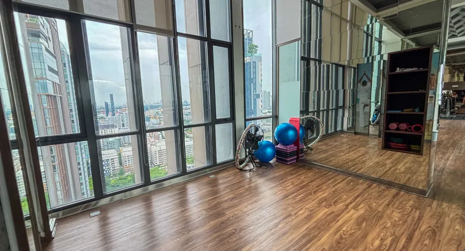 Wohnung zum Kauf und zur Miete mit 2 Zimmer in Phra Khanong, Bangkok