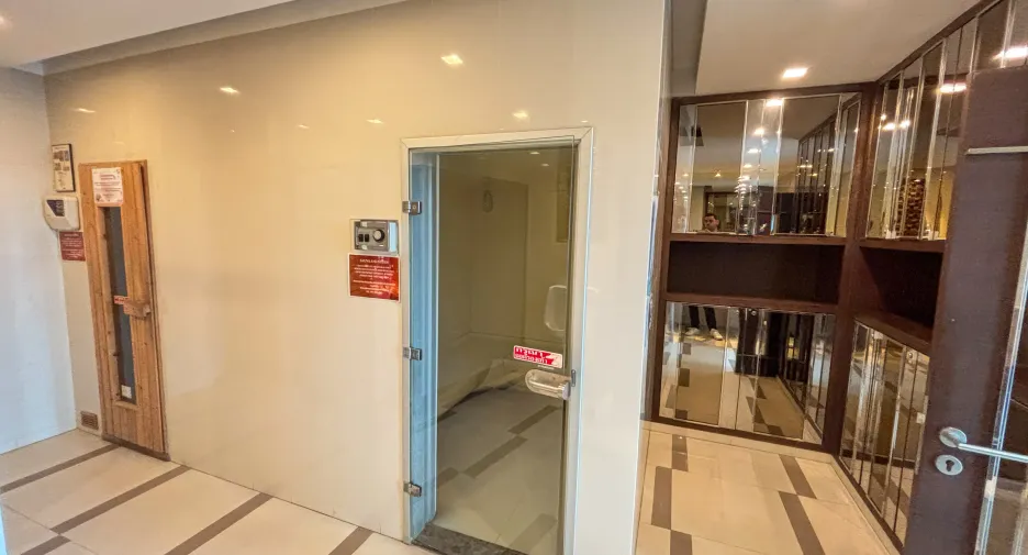 Wohnung zum Kauf und zur Miete mit 2 Zimmer in Phra Khanong, Bangkok