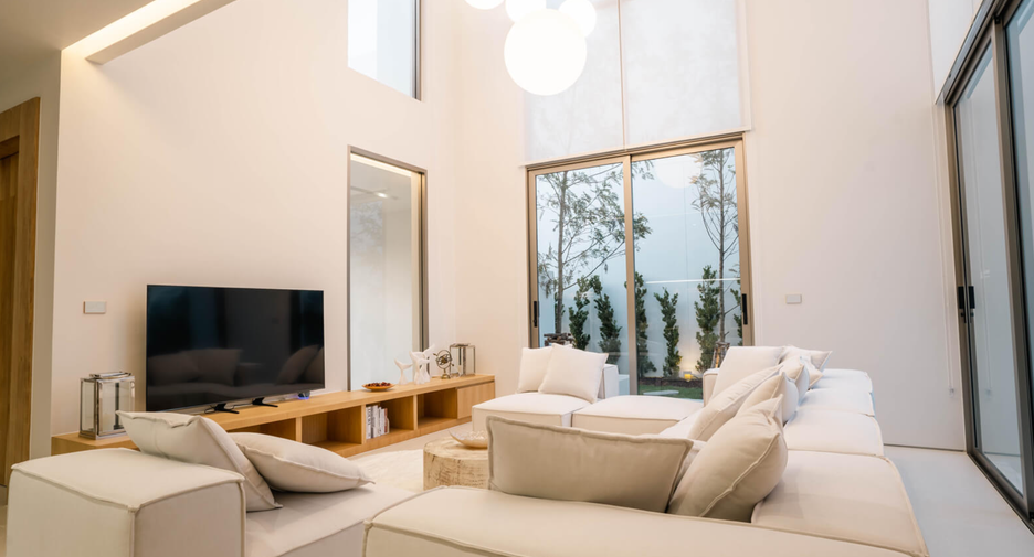 For sale 3 bedrooms villa in Thalang, Phuket